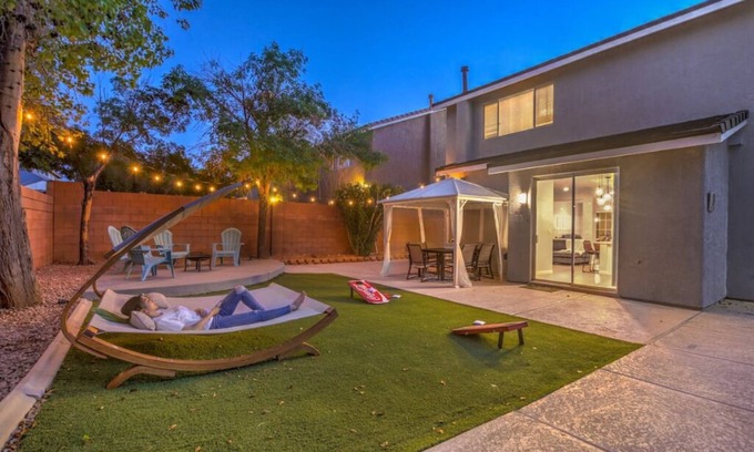 Henderson Casa | ☀♛Vegas Oasis ~ 5★ Location ~ Family/Biz❤️