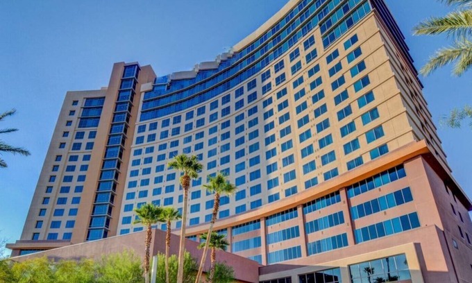 Las Vegas Complejo | Sintiéndose afortunado en Las Vegas!