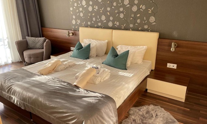 Velence Apartamento | Velence Sunset Wellness Apartman