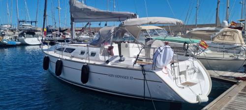 San Miguel de Abona Alquiler De Eote | Velero Passionetenerife