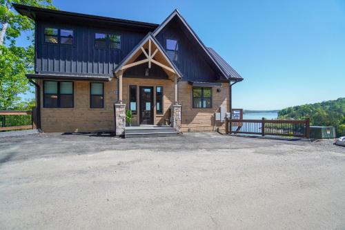 Sevierville Casa | Velvet Monkey Retreat