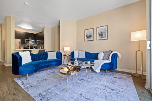 Del Rey Apartamento | Venice Marina Pool and Spa Luxury Condo