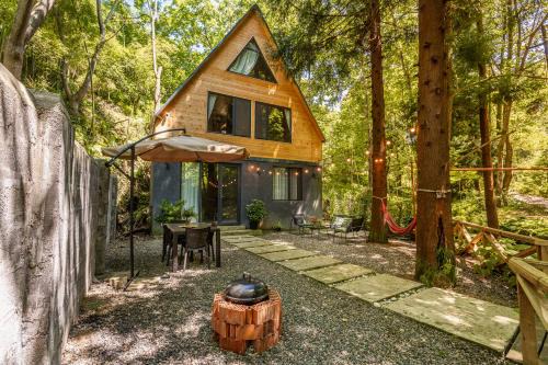 Kobuleti Casa | VenoSea Tsikhisdziri Seaside Cottage