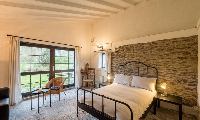 Ventry Cabaña | Ventry Farm - Parlour Cottage
