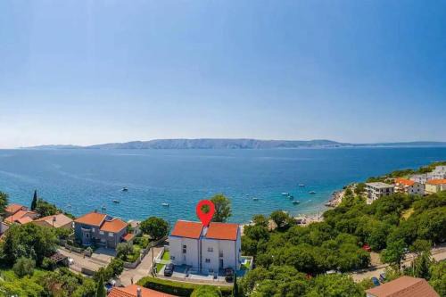 Novi Vinodolski Apartamento | Vera - Luxury Seafront Apartment