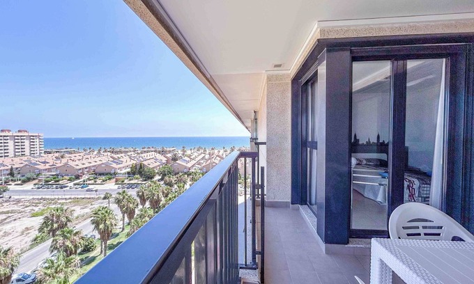 La Malva-rosa Apartamento | Apartamento Veramar Beach, con terraza y parking, frente a la playa