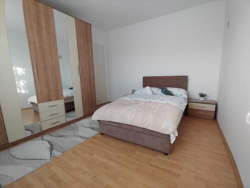 Canton 10 Apartamento | VERANIJE Apartman