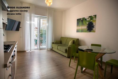 Marina di Ascea Apartamento | Verde oleandro & Blu mare