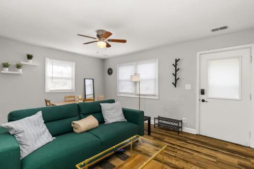 Peoria Heights Casa | VERDE VIBES - Cute 2BD home in the Heights