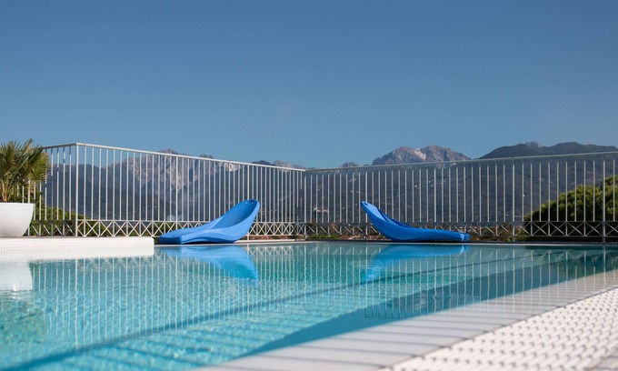 Marina di Pietrasanta Casa | Verdeluna ApartHotel & Resort