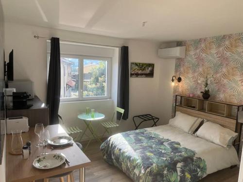 Chasse-sur-Rhone Apartamento | VERDI studio COSY au calme parking gratuit