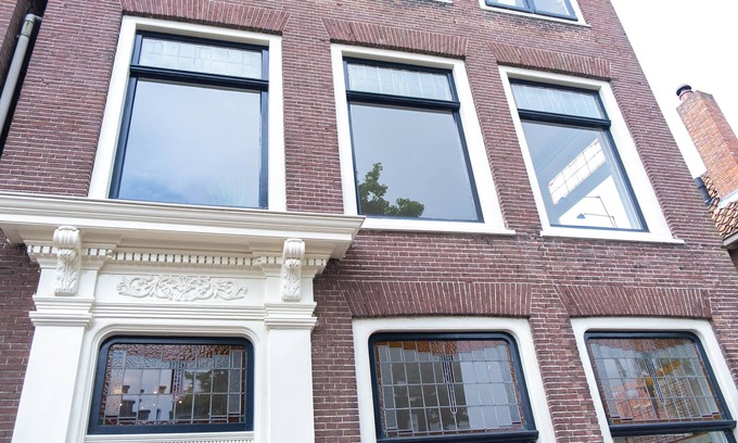 Alkmaar Apartamento | Verdronkenoord 57 - Right in the heart of Alkmaar, your place by the canal
