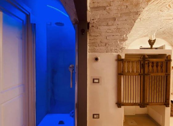 Todi Casa | Vermaaten Boutique Suites Ruby
