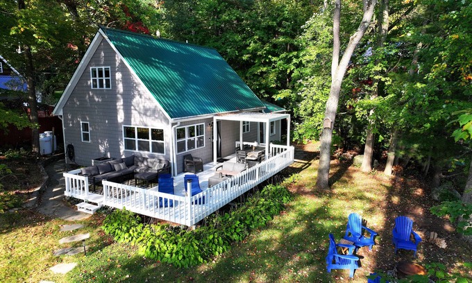 Hinesburg Casa | Vermont Lakehouse Retreat