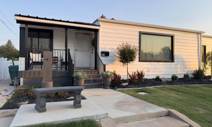 Vernal Casa | Vernal Sport Court Base Camp