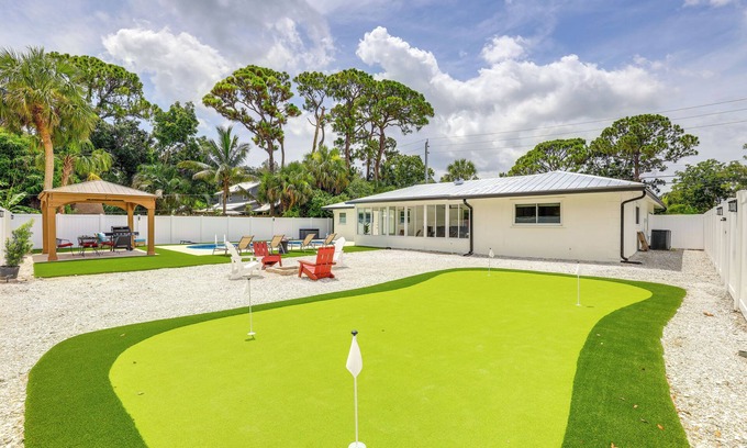 Vero Beach South Casa | Vero Beach Vacation Rental: Pool & Putting Green!