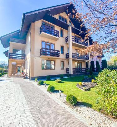 Solochyn Casa | Veronika
