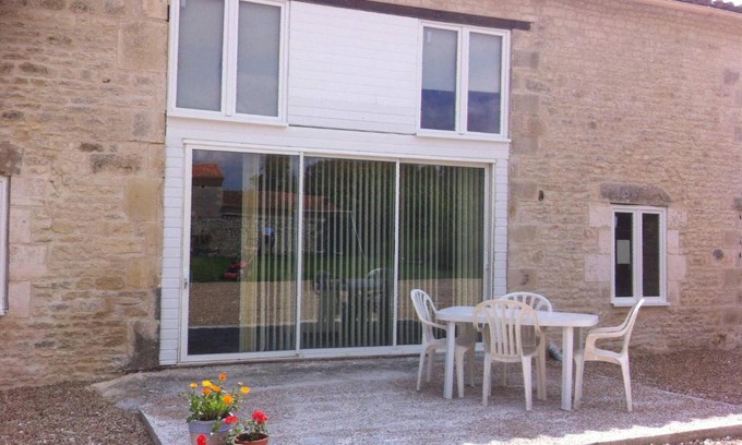 Duil-sur-le-Mignon Casa | Verseau, Les Constellations