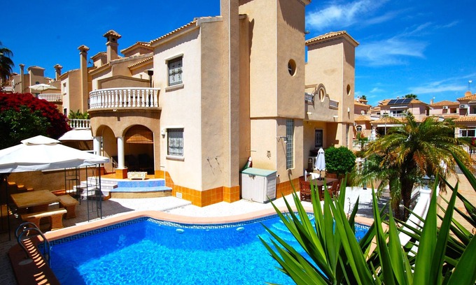 Lo Rufete Casa | Muy hermosa casa cerca de todo con su piscina privada todo incluido