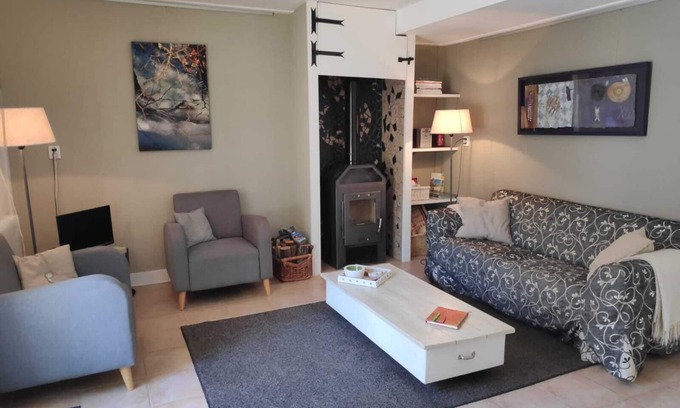 Egliseneuve-d'Entraigues Cabaña | Muy cómoda, casa de campo tranquila, wifi, Sancy cerca de Super Besse