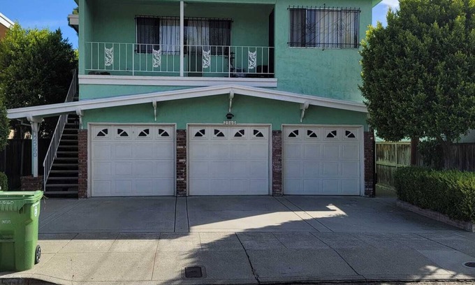 Dimond Apartamento | Very clean and cozy, with home gym 5minutes to lake Merritt , close to city sf