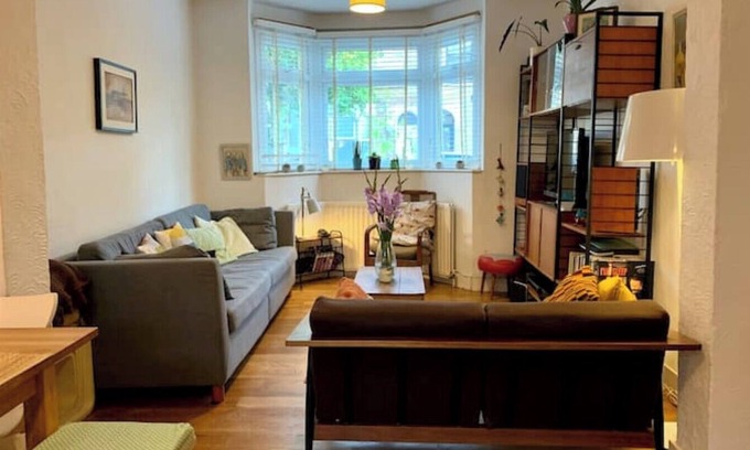 Markhouse Casa | Very Comfortable Family Home in East London