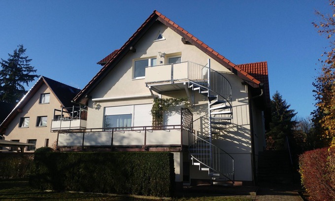 Oberhavel Apartamento | muy bonito ático de 2 dormitorios en Hohen Neuendorf OT Borgsdorf