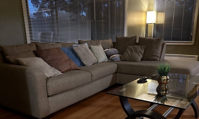 Hillsboro Casa | Very cozy home 20 minutes from Portland also 1 mile from Roloff farms