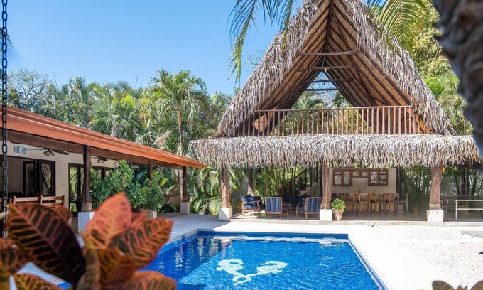 Playa Guiones Casa | Very Desirable K Section House - 2 Minute Walk to Best Surf Break in Guiones !