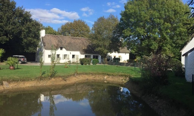 Saint-Andre-des-Eaux Casa | Very nice typical thatched cottage with 4 bedrooms and a dormitory 9 km from La Baule