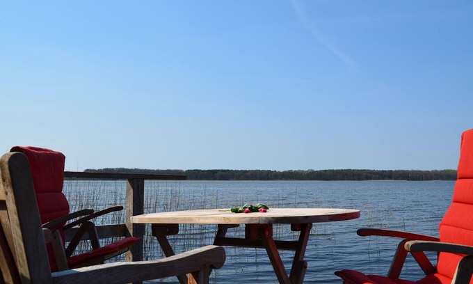 Neu Poserin Cabaña | Parcela de lago muy tranquila de 7500m², embarcadero propio