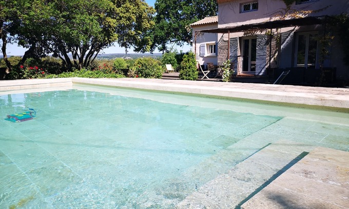 Saint-Siffret Casa | Propiedad muy tranquila en exuberante vegetación, sin vecinos