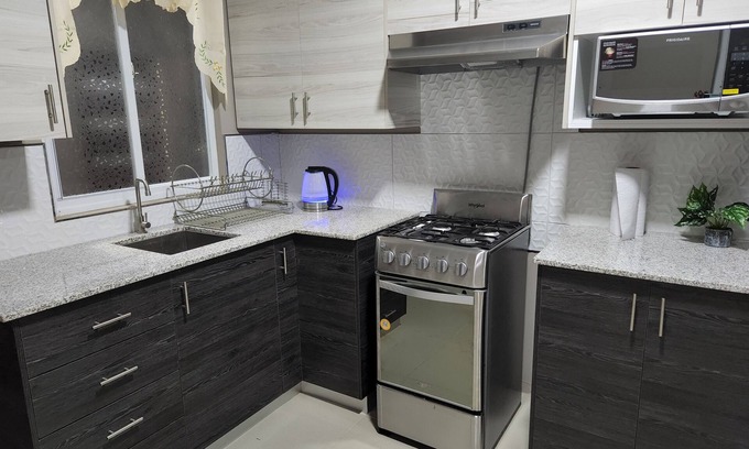 Piarco Apartamento | Very safe 2 bedroom apartment at Piarco Airport Trinidad and Tobago Top security