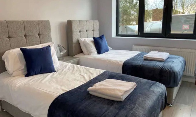 Cranford Apartamento | Very spacious apartment located near Heathrow airport