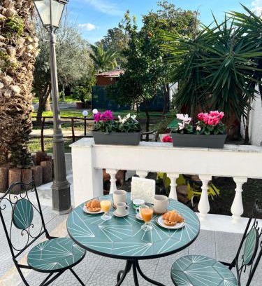 Ercolano Cama Y Desayuno | VesuvioSerenityRoom