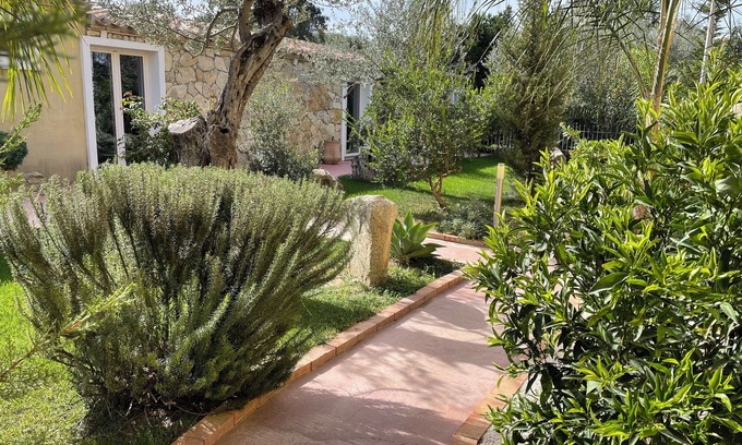 Sestu Casa | Vi Ja Villa Janas Cagliari Resort