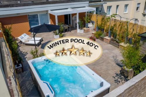 Historic Center Apartamento | [Via Indipendenza] – Attico di lusso con Piscina