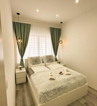 Szekesfehervar Apartamento | VIBE S31 Apartman ,AC,Free Parking