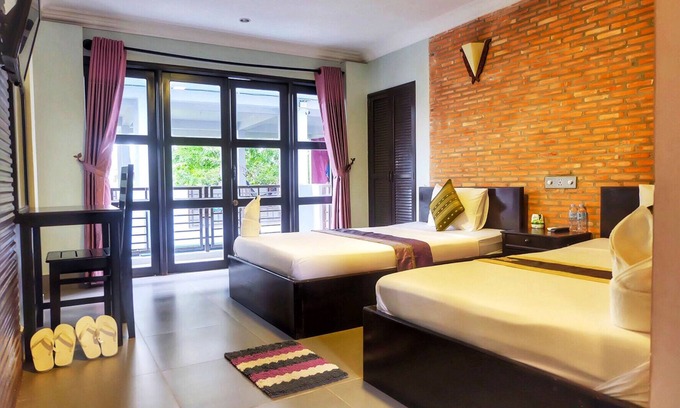 Kampot Hotel | VIBOLA Guesthouse