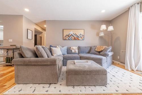 Northwest Reno Casa | Vibrant Boho Home 3 Bed Pet Friendly