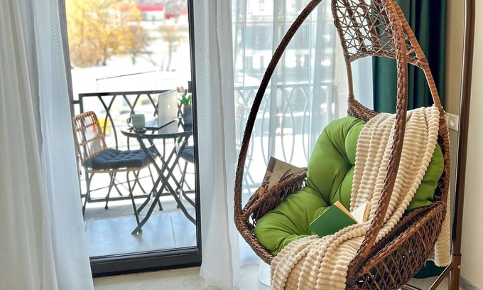 Tsaghkadzor Apartamento | Vibrant Design | Balcony | Self Checkin | Netflix
