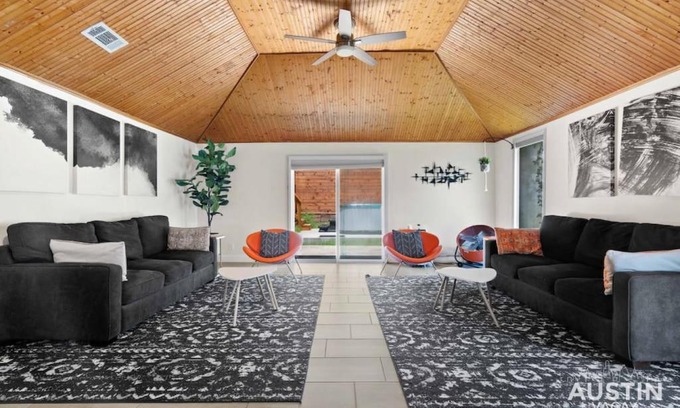 Greater South River City Casa | Vibrant, Quirky Home with Hot Tub Near S Congress