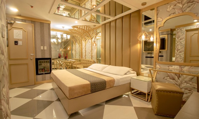 Pasig Hotel | Victoria Court Hillcrest - Pasig