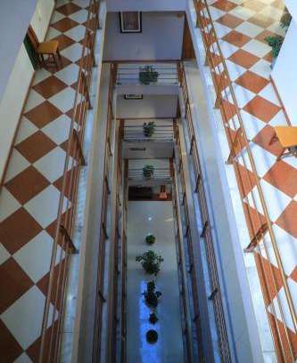 Nifas Silk-Lafto Casa | Victoria Hotel Apartment