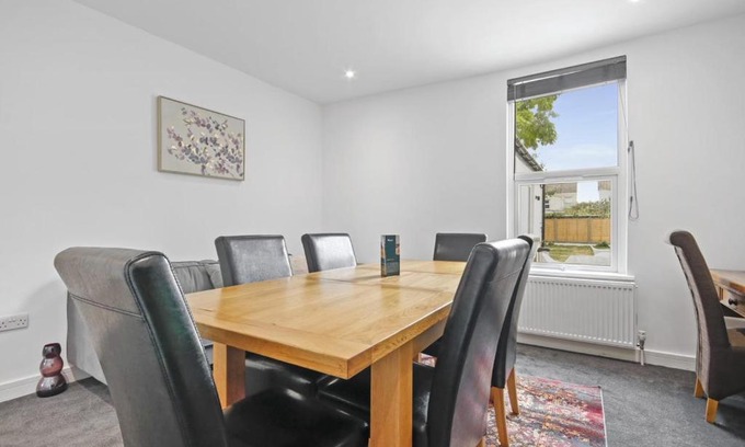 Barling Apartamento | Victoria House w/ Daily Housekeeping and Bfast Basket