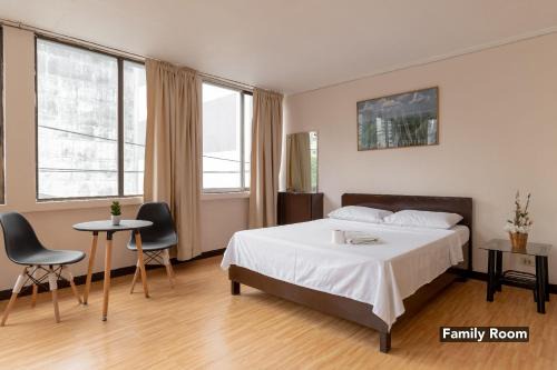 Ermita Night District Hotel | Victoria Mansions