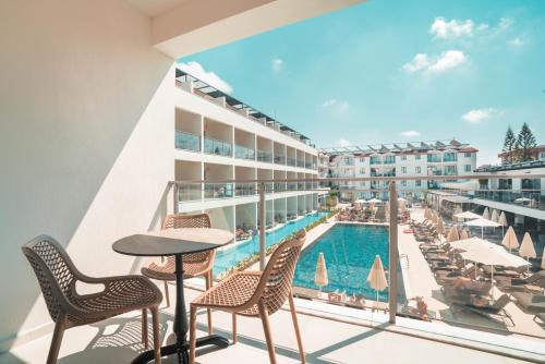 Side Apartamento | Victoria Princess Hotel