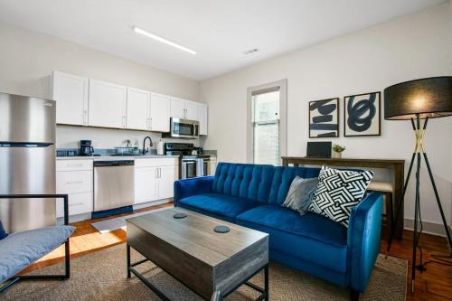 Hough Casa | Victorian Cleveland Clinic With Queen Bed, Sleeps 3