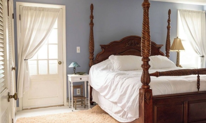 Shorewood Casa | Victorian Garden 5 Minutes From The Beach