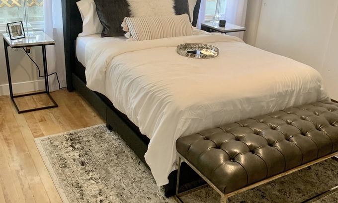 Sparks Casa | Victorian Square Villa next the Nugget Casino & Minutes from Downton Reno!